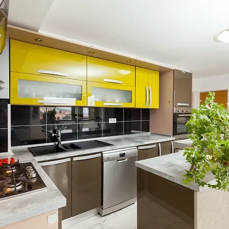Andro Apartmán *